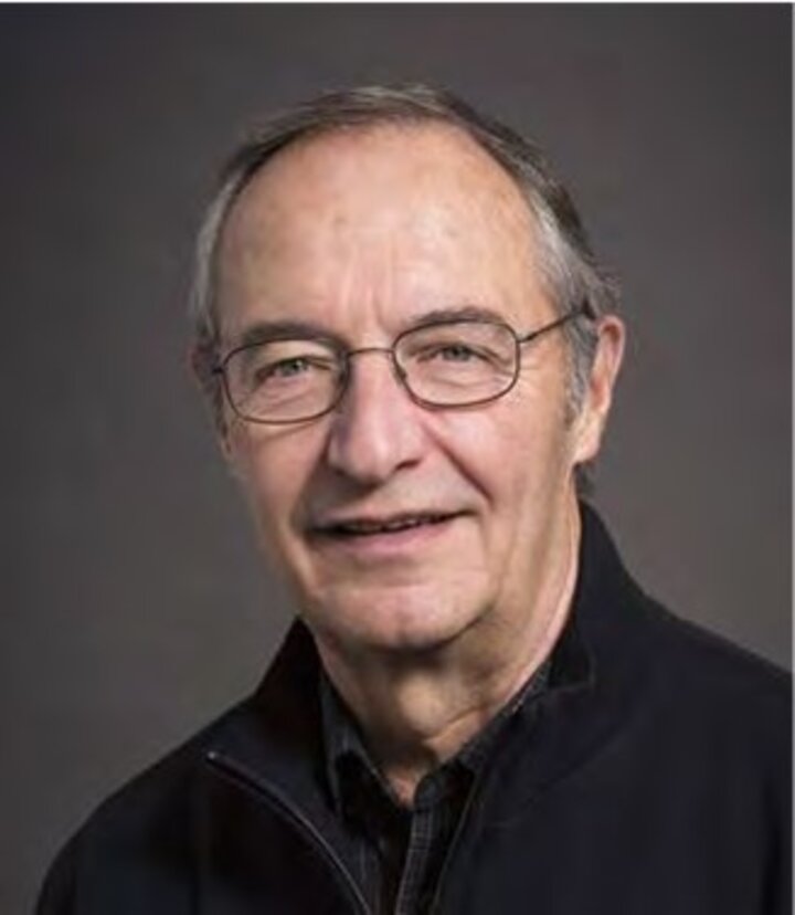 Headshot of Larry Dlugosh